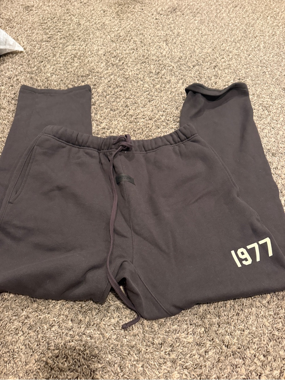 Essentials Black Sweatpants with 1977 Print